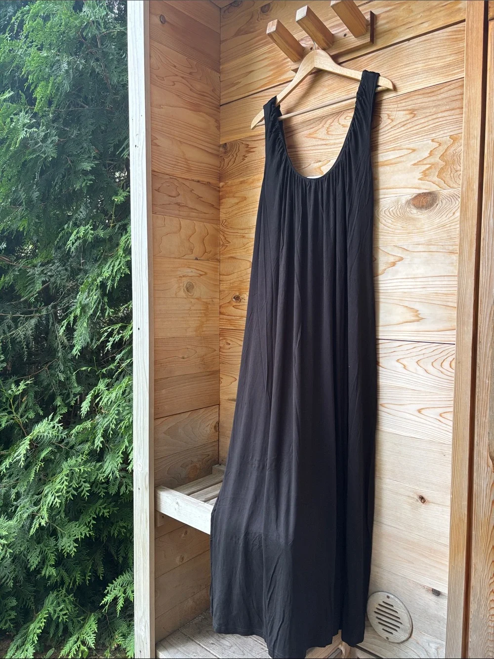 Charcoal effortlessly elegant